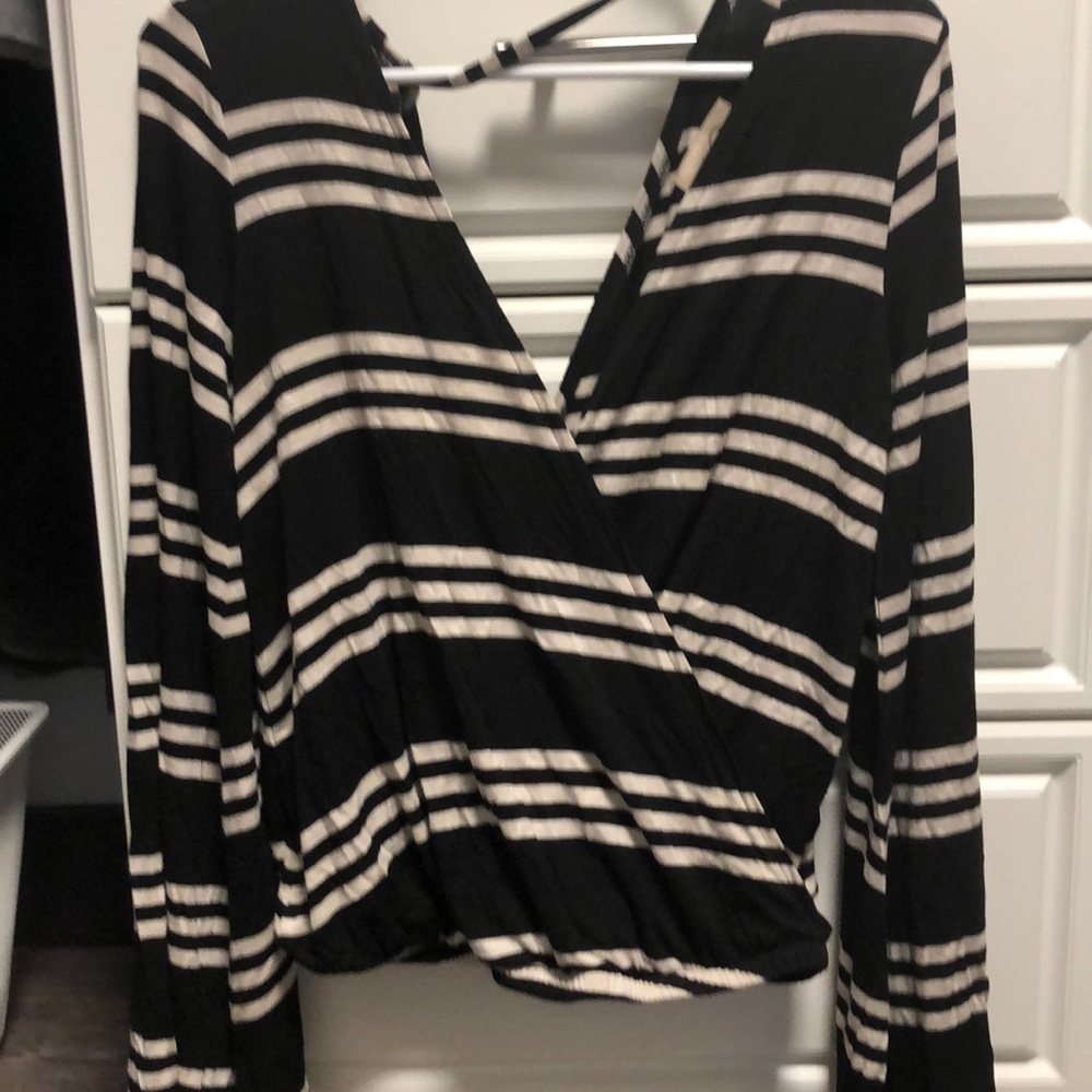 Women’s top size XS.